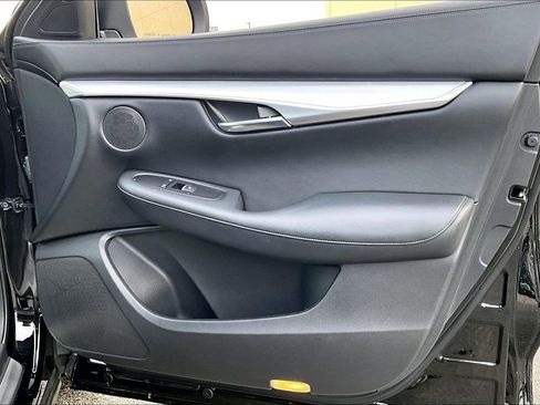 Certified 2019 INFINITI QX50 Luxe w/ Navigation Package image 24