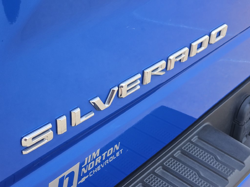 Used 2025 Chevrolet Silverado 1500 Custom RWD image 11