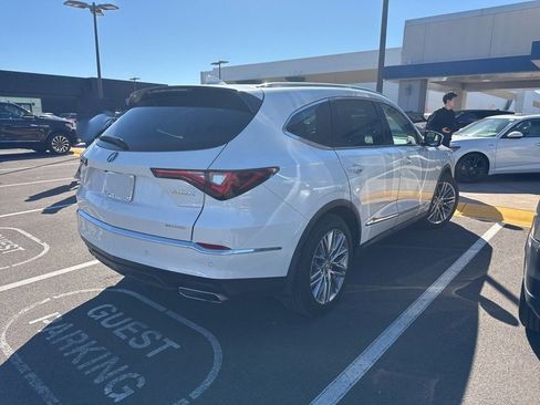 Used 2023 Acura MDX SH-AWD w/ Advance Package image 5