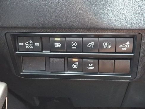 Certified 2023 Toyota Tundra Limited AWD/4WD image 24