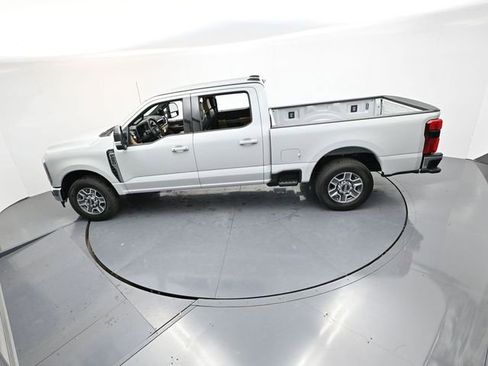 New 2026 Ford F250 Lariat RWD image 21