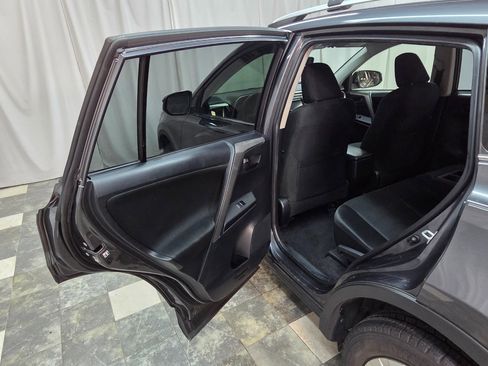 Used 2015 Toyota RAV4 LE image 11