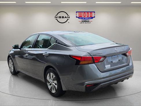 Certified 2025 Nissan Altima 2.5 S FWD image 4