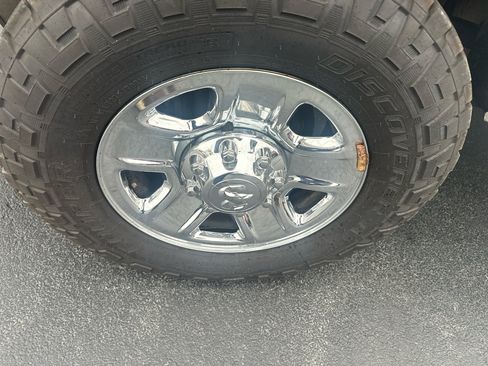 Used 2018 RAM 2500 Tradesman w/ Chrome Appearance Group image 15