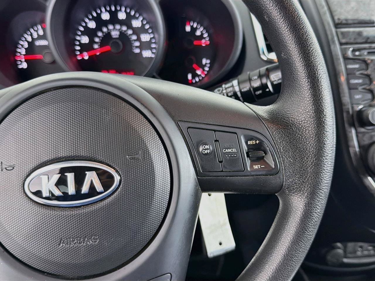 Used 2010 Kia Soul + w/ Audio Pkg FWD image 40