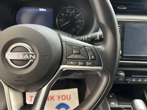 Used 2022 Nissan Kicks SV FWD image 25