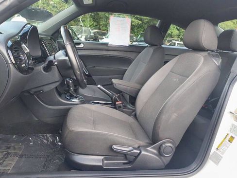 Used 2016 Volkswagen Beetle 1.8T S image 10
