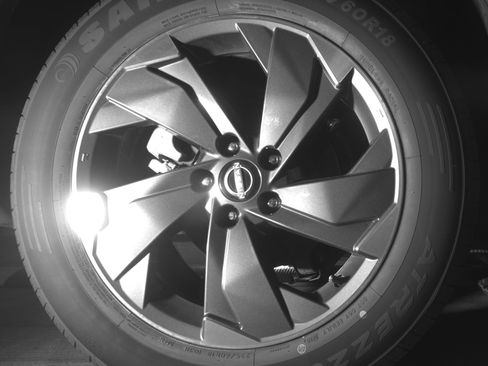 Used 2025 Nissan Rogue SV image 15