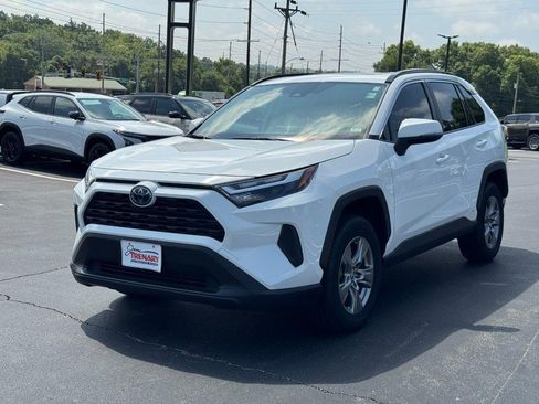 Used 2023 Toyota RAV4 XLE w/ Convenience Package AWD/4WD image 8