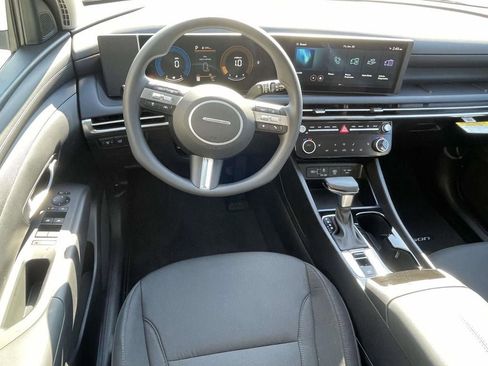New 2026 Hyundai Tucson SEL image 11