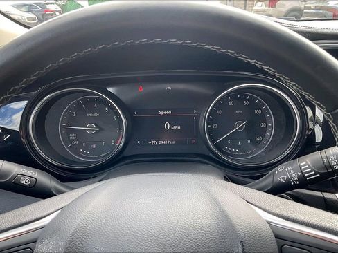 Used 2020 Buick Encore GX Preferred w/ Cold Weather Comfort Package FWD image 20