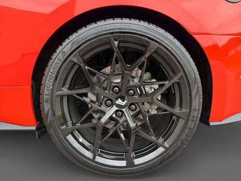 Used 2015 Ford Mustang GT Premium w/ Equipment Group 401A RWD image 11