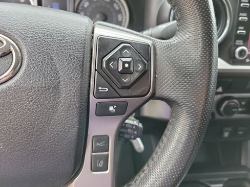 Used 2021 Toyota Tacoma SR5 image 15