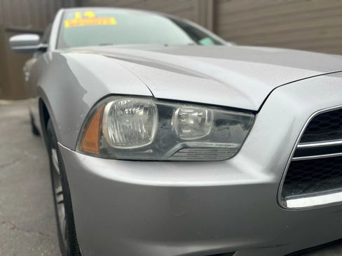 Used 2014 Dodge Charger SXT image 7