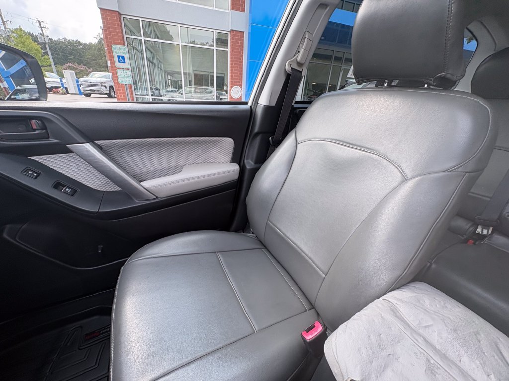Used 2018 Subaru Forester 2.5i Premium AWD/4WD image 11