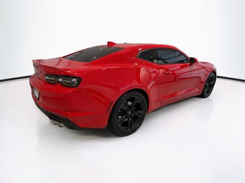 Certified 2021 Chevrolet Camaro LT w/ RS Package RWD image 7