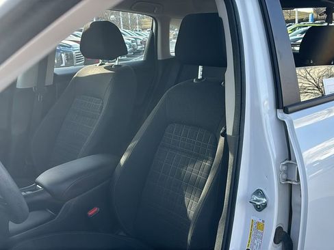 Certified 2023 Honda HR-V LX image 10