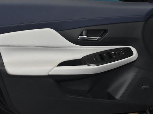 New 2026 Nissan Sentra SL w/ Floor Mat Package FWD image 3