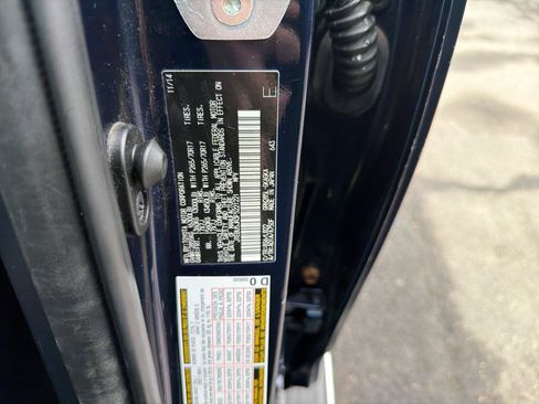Used 2015 Toyota 4Runner SR5 Premium AWD/4WD image 30