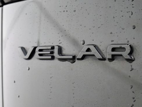Used 2023 Land Rover Range Rover Velar R-Dynamic S AWD/4WD image 10