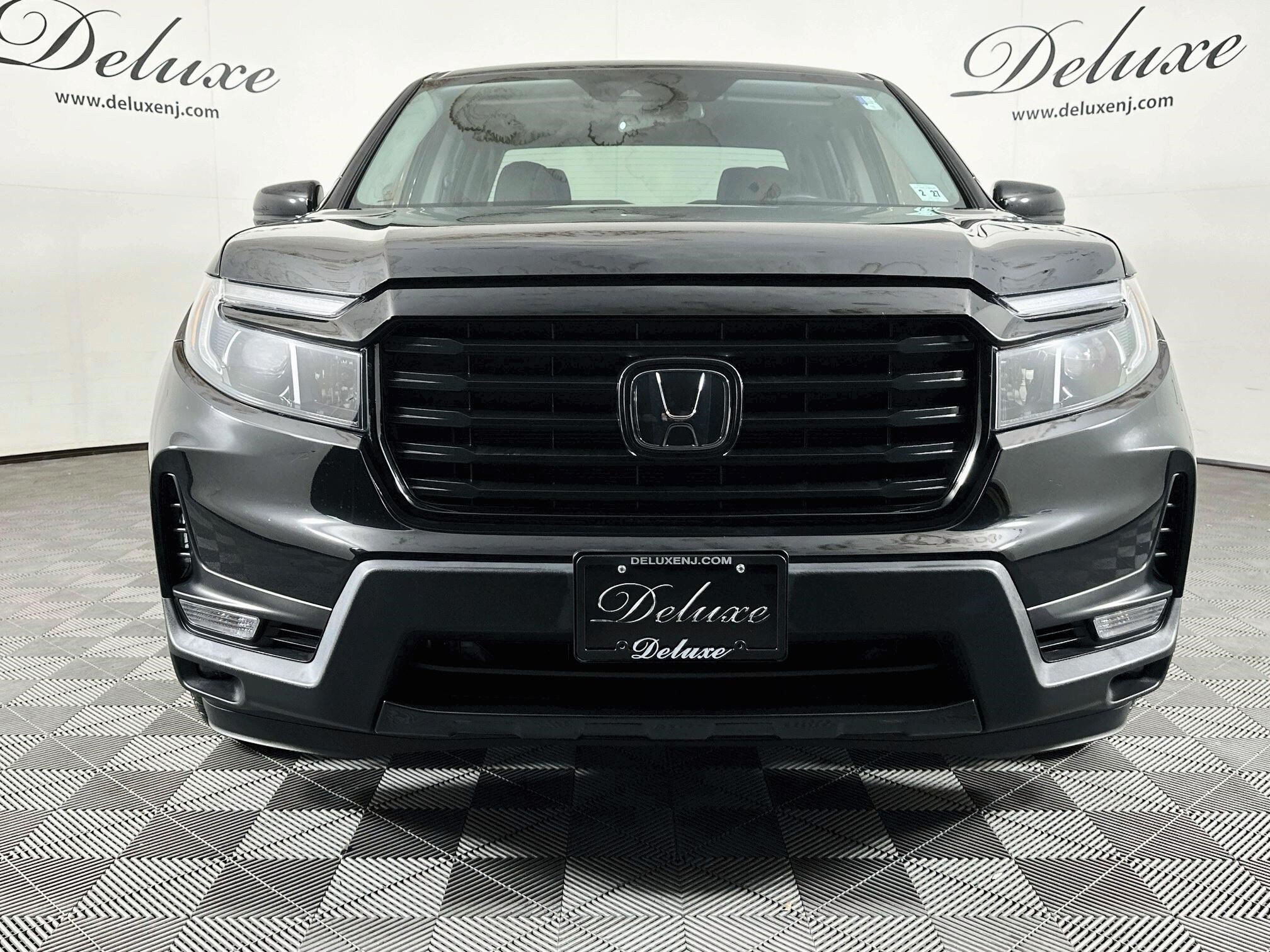 Used 2022 Honda Ridgeline Sport image 2