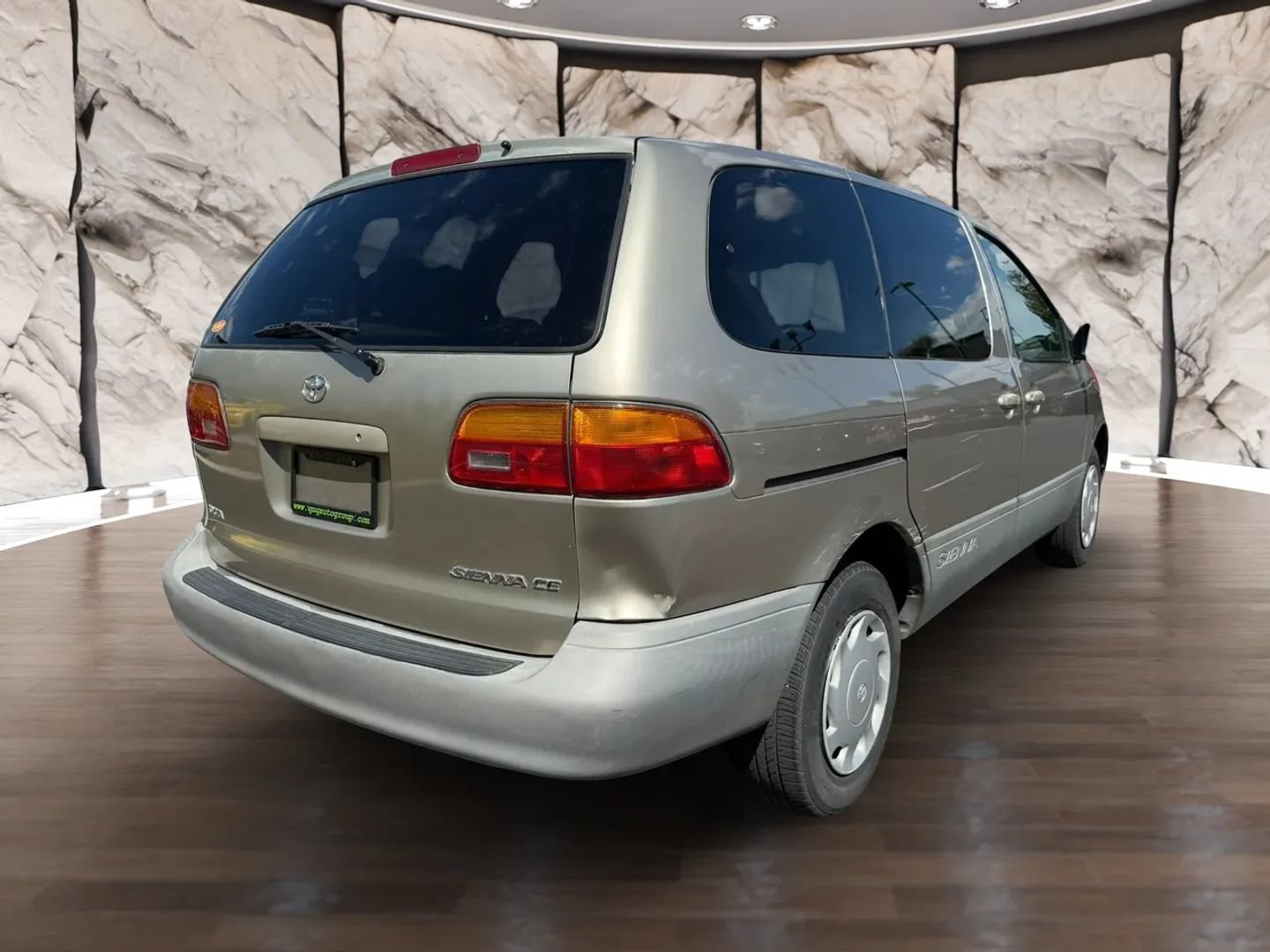 Used 2000 Toyota Sienna CE w/ CE Extra Value Pkg FWD image 6