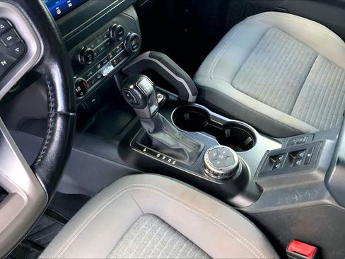 Used 2021 Ford Bronco Outer Banks AWD/4WD image 16