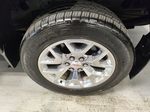 Used 2016 GMC Sierra 1500 SLT w/ SLT Premium Package image 18