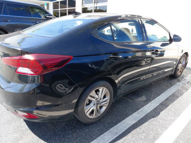 Used 2020 Hyundai Elantra SEL w/ Cargo Package (C1) FWD image 3