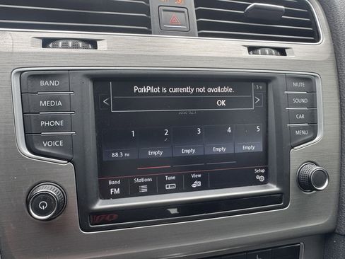 Used 2016 Volkswagen Golf SE w/ Lighting Package image 25