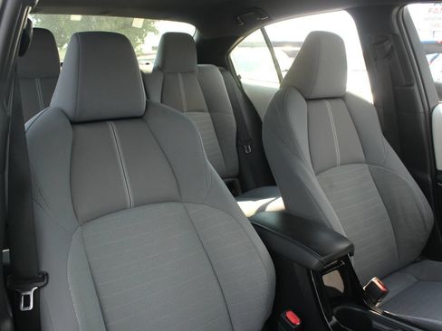 Used 2020 Toyota Corolla SE FWD image 24