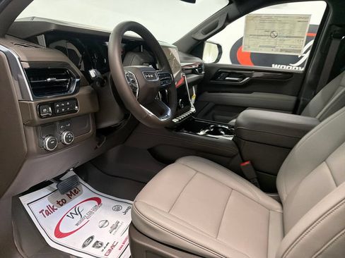 New 2026 GMC Yukon XL Elevation w/ LPO, Floor Liner Package RWD image 12