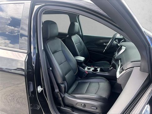 Used 2023 GMC Terrain SLT FWD image 9