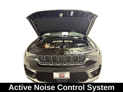 Used 2022 Jeep Grand Cherokee Summit image 12