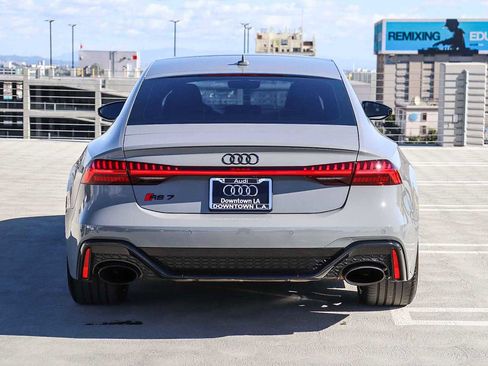 Used 2023 Audi RS 7 Sportback w/ Black Optic Package image 5