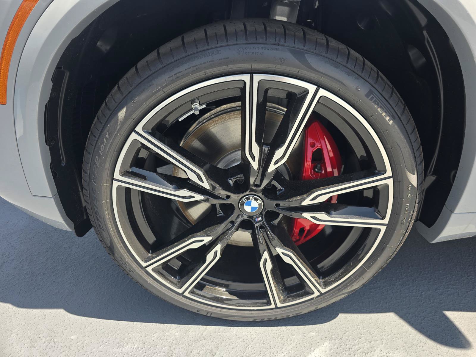 New 2026 BMW X5 M60i w/ Executive Package AWD/4WD image 6