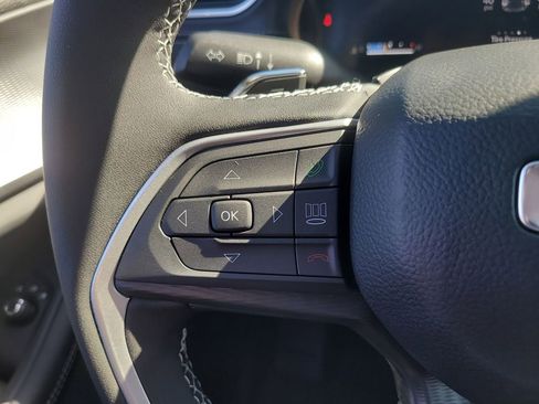 New 2025 Jeep Grand Cherokee Altitude image 26