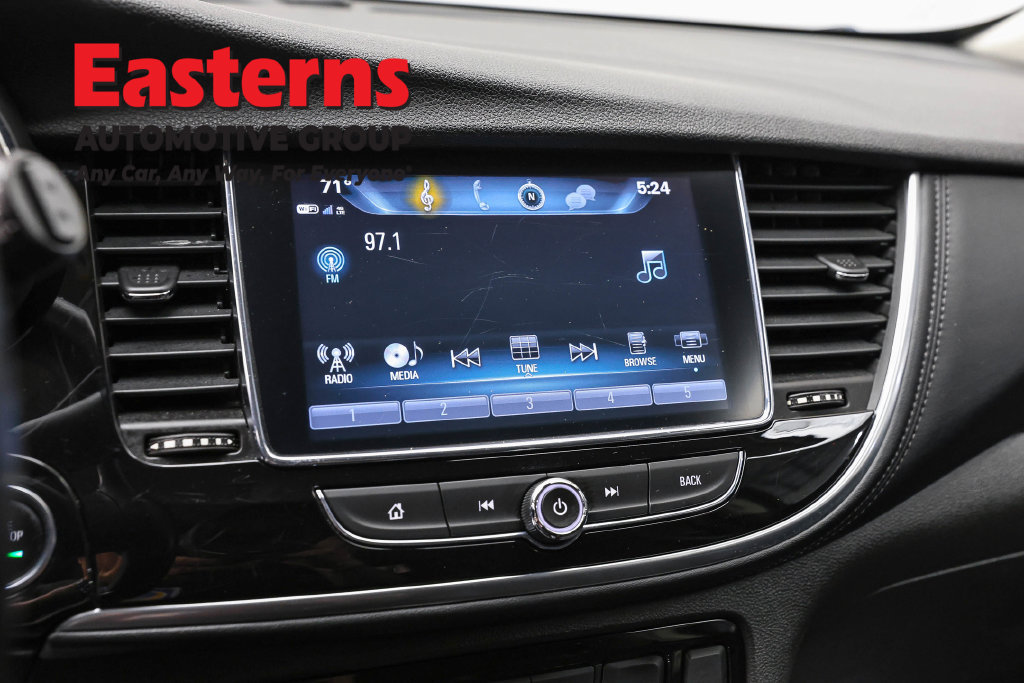 Used 2021 Buick Encore Preferred w/ Safety Package FWD image 19