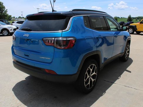 Certified 2025 Jeep Compass Limited AWD/4WD image 7