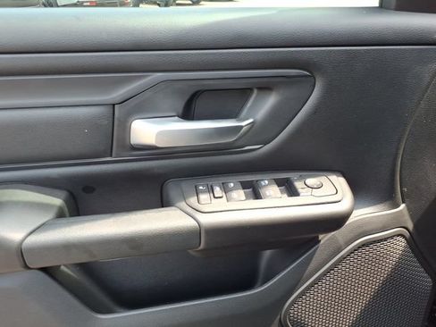 New 2026 RAM 1500 Express AWD/4WD image 5