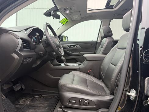 Used 2020 Chevrolet Traverse Premier w/ Redline Edition AWD/4WD image 21