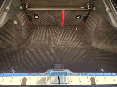 Used 2023 Porsche Panamera 4 Platinum Edition image 30