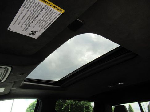 Used 2024 GMC Sierra 1500 Denali Ultimate image 26