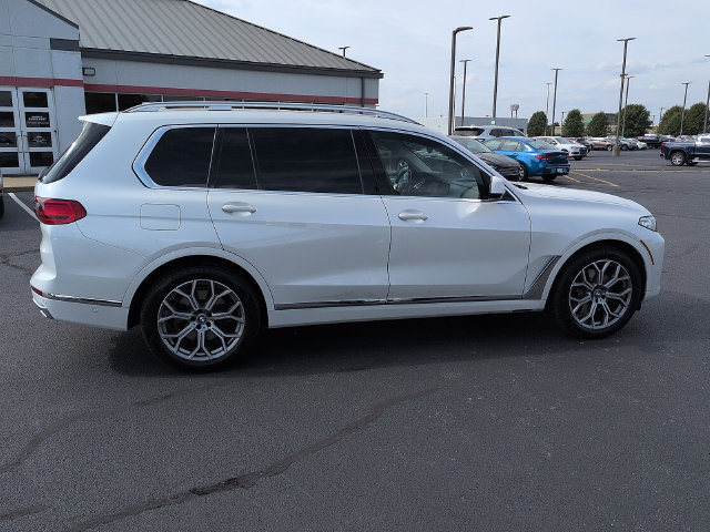 Used 2022 BMW X7 xDrive40i w/ Premium Package AWD/4WD image 8