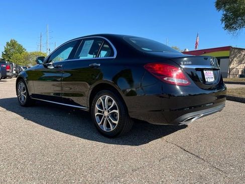 Used 2017 Mercedes-Benz C 300 4MATIC Sedan image 3