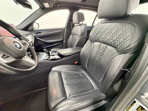 Used 2023 BMW M550i xDrive AWD/4WD image 28
