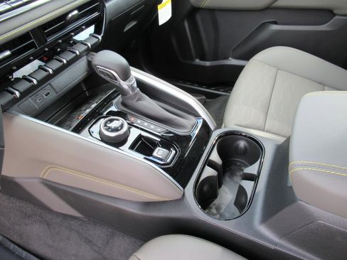 New 2026 Chevrolet Colorado ZR2 w/ Technology Package image 16