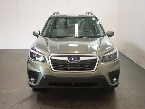 Certified 2021 Subaru Forester Premium AWD/4WD image 2