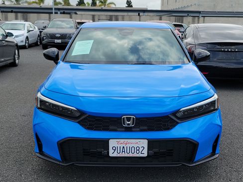 Used 2025 Honda Civic Sport image 6