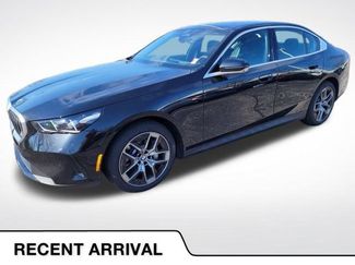 Used 2026 BMW 530i xDrive w/ Premium Package video 1